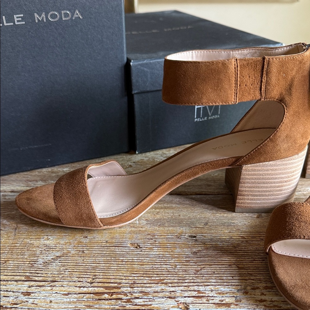 Pelle Moda Tan Suede Block Heels - Picture 7 of 16